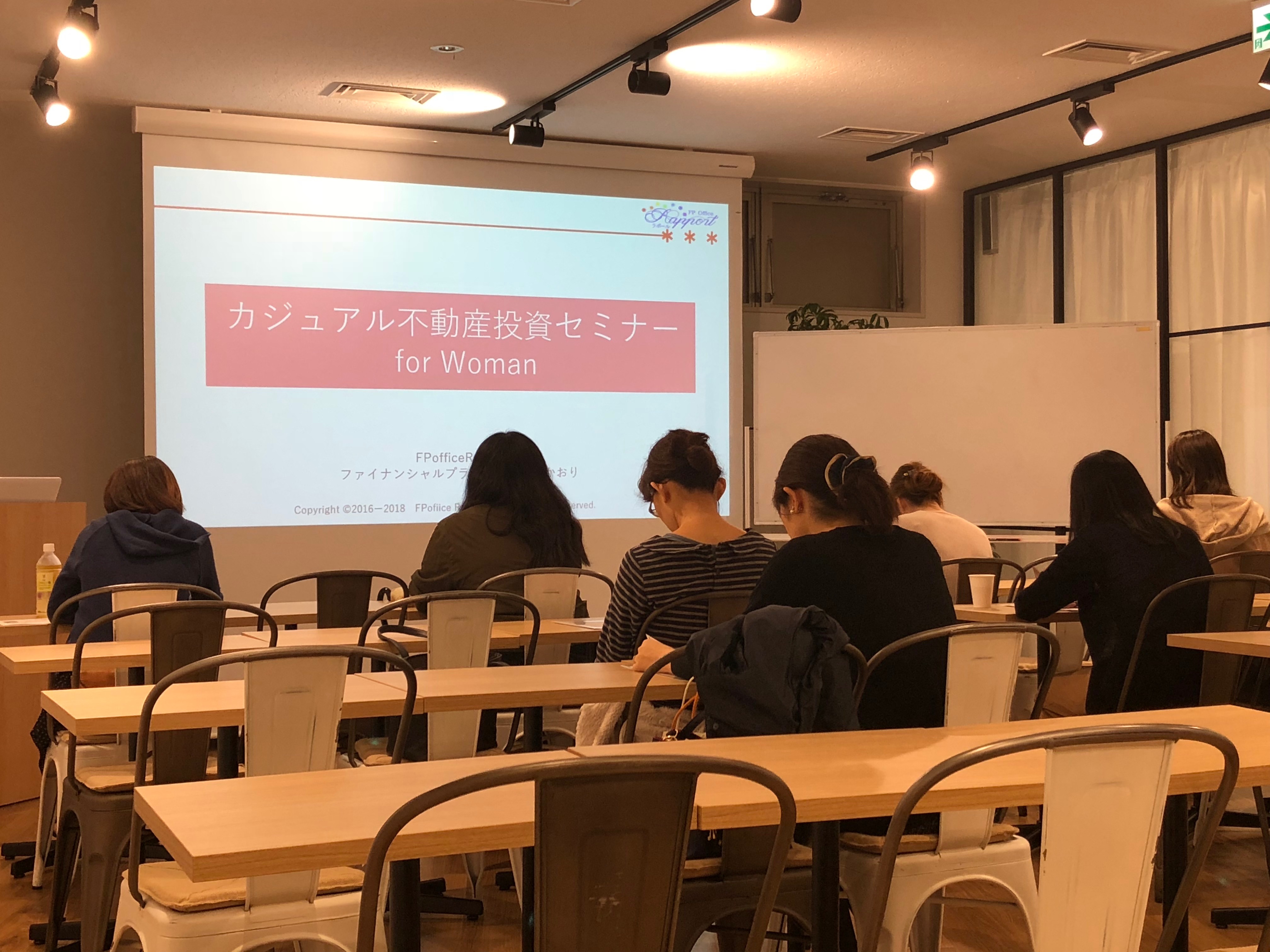 真夏に室内で行う花火大会